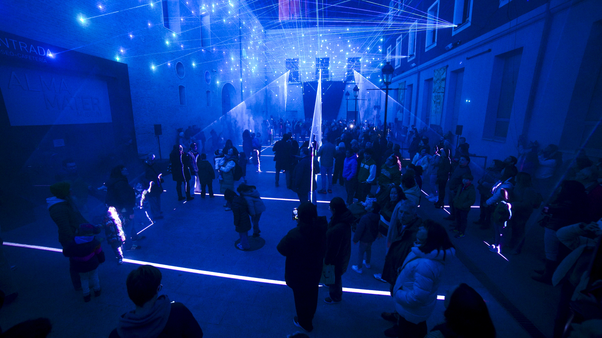 antimateria maxi gilbert festival zaragoza luce web 14